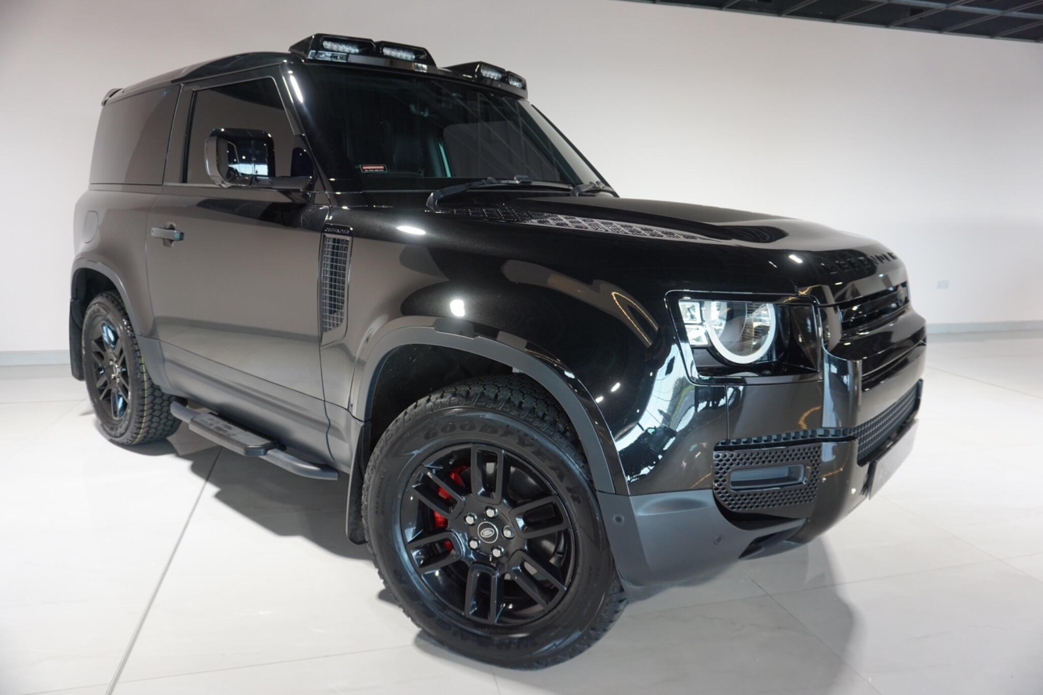 Land Rover Defender 90 3.0 D250 MHEV Hard Top SUV 3dr Diesel Auto 4WD SWB Euro 6 (s/s) (250 ps)